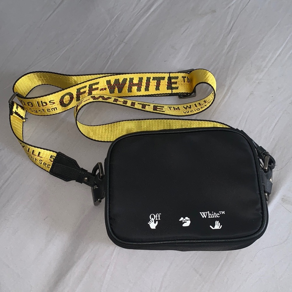 🟡Off White Crossbody Bag🟡